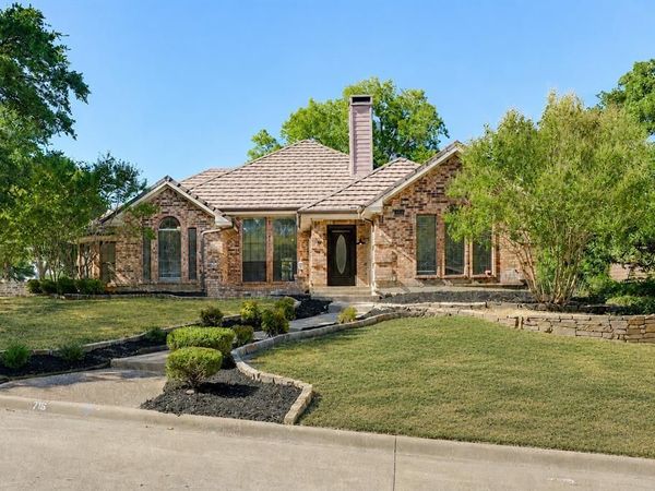716 Ashley Drive , Hurst, TX 76054