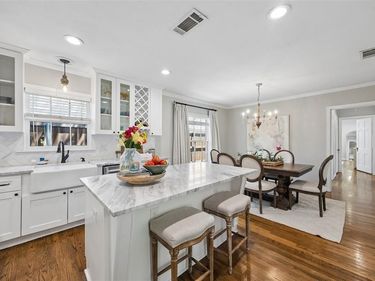 6203 Kenwood Avenue, Dallas, TX 75214