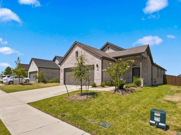 1157 Butterfly Dale Drive , Lavon, TX 75166