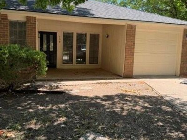 309 West Court , Glenn Heights, TX 75154