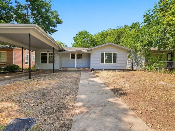 904 Bales Street, Cleburne, TX 76033
