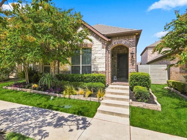 904 Boardwalk Way, Argyle, TX 76226