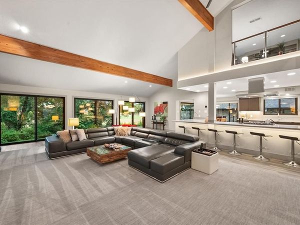 1422 Country Club Road, Arlington, TX 76013