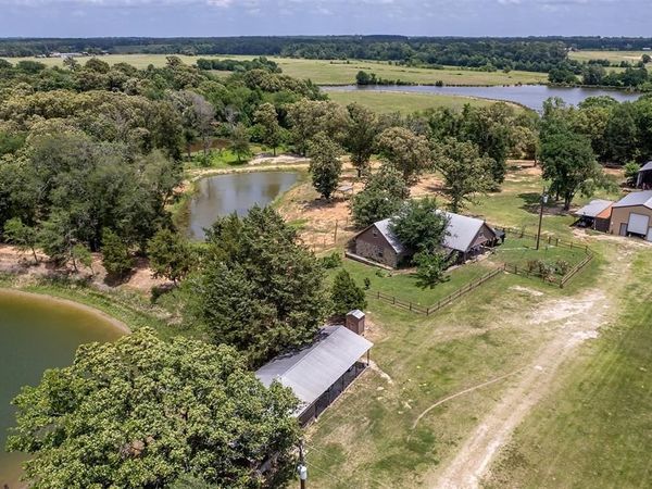 15250 Farm to Market 858 , Athens, TX 75752