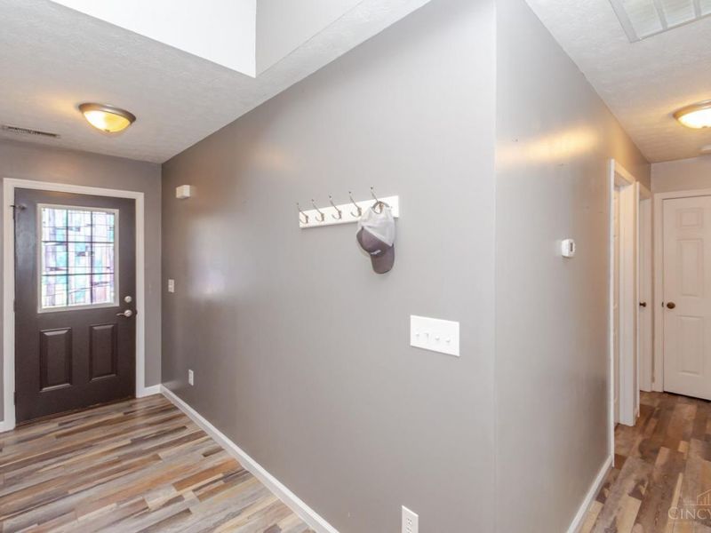 826 Lakengren Drive, Lakengren, OH 45320 Photo 10