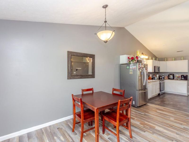 826 Lakengren Drive, Lakengren, OH 45320 Photo 5