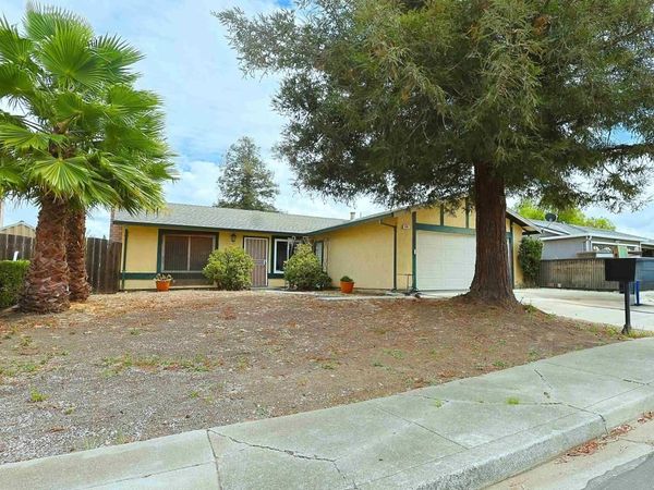 520 Pamela Dr, Bay Point, CA 94565