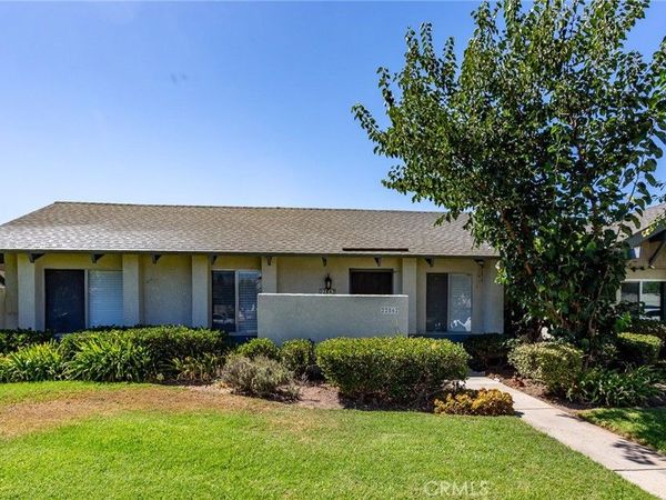 22862 Caminito Manresa, Unit 16, Laguna Hills, CA 92653