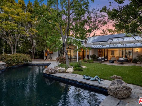 13627 W Sunset Boulevard, Pacific Palisades, CA 90272