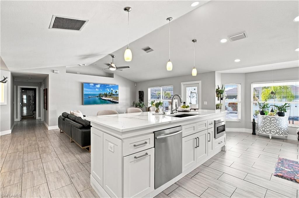 630 NW 26th St , Cape Coral, FL 33993 Photo