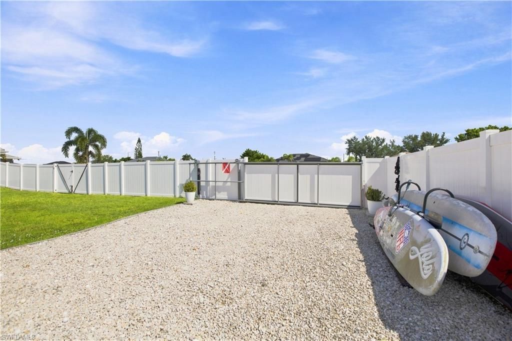 630 NW 26th St , Cape Coral, FL 33993 Photo