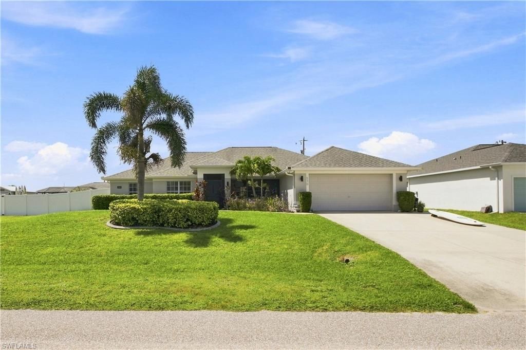 630 NW 26th St , Cape Coral, FL 33993 Photo