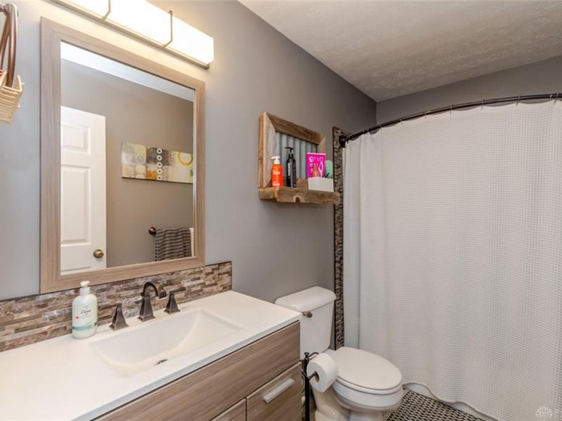 826 Lakengren Drive, Eaton, OH 45320 Photo 22