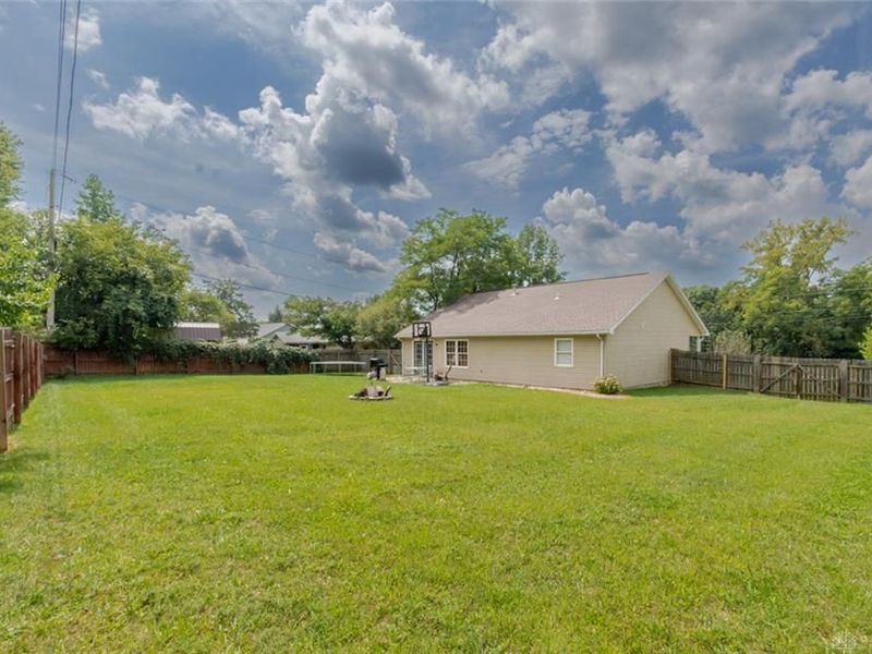 826 Lakengren Drive, Eaton, OH 45320 Photo 25