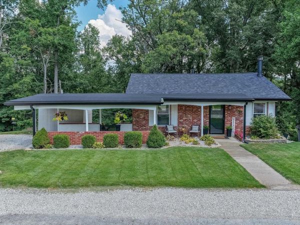 5215 James Avenue, Evansville, IN 47712