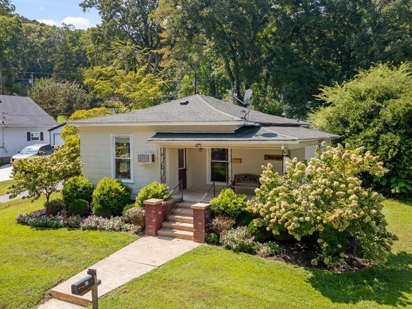 706 Holly Avenue , South Pittsburg, TN 37380