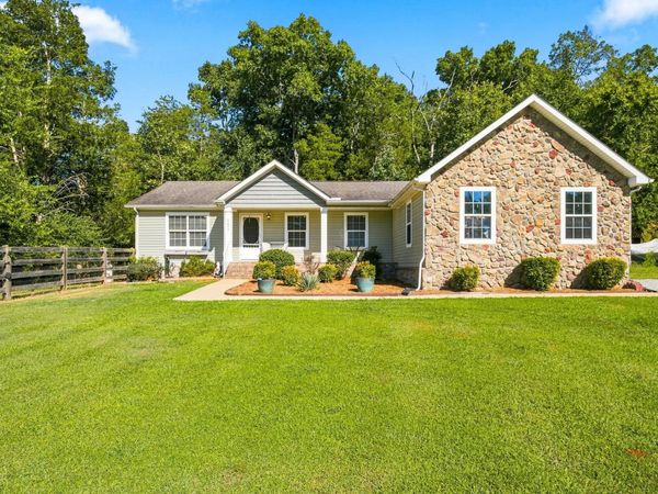 4805 Lunns Store Rd, Chapel Hill, TN 37034