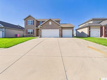 17016 Morgan Avenue, Gretna, NE 68028