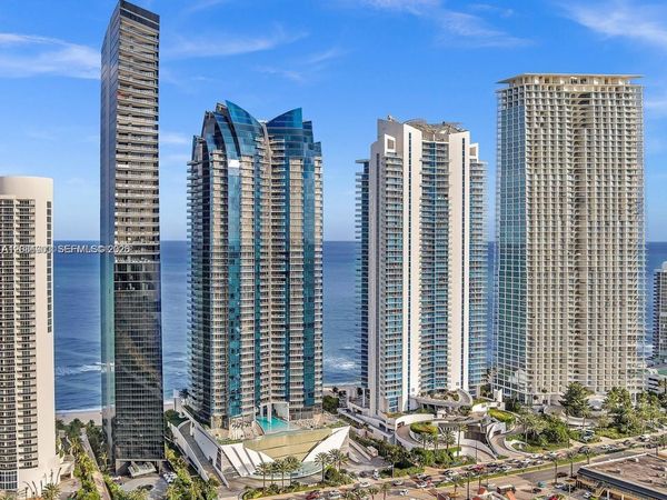 210 172nd St , Unit 428, Sunny Isles Beach, FL 33160