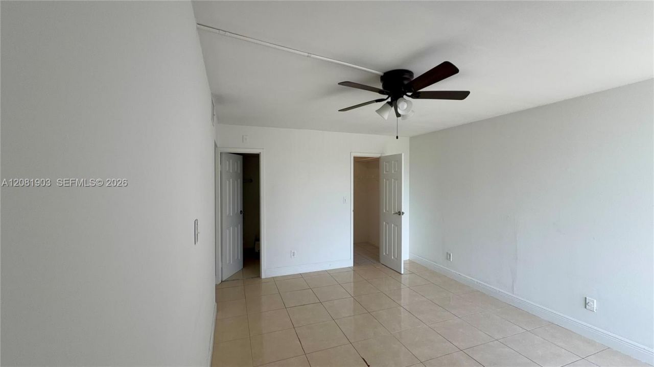 210 172nd St , Unit 428, Sunny Isles Beach, FL 33160 Photo