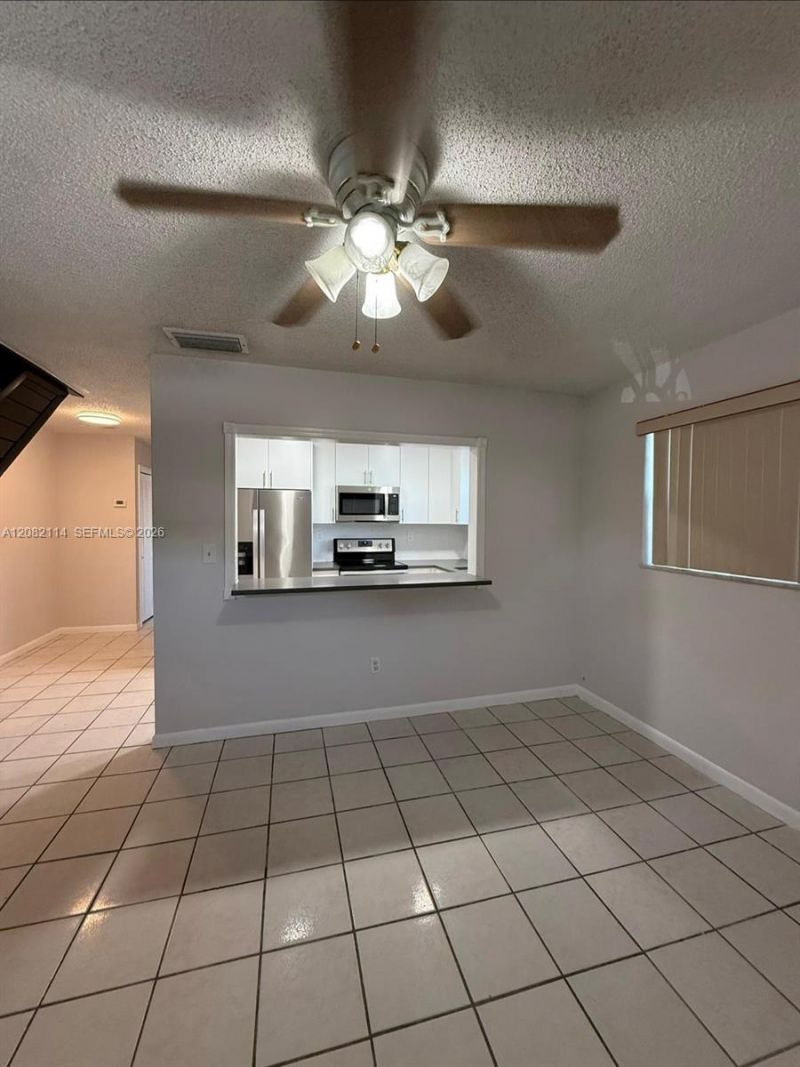 2433 SW 11th St , Miami, FL 33135 Photo
