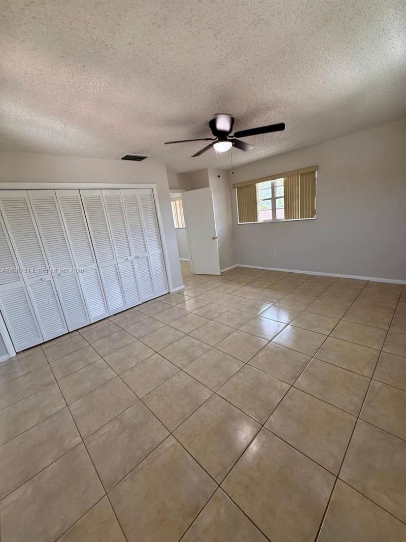 2433 SW 11th St , Miami, FL 33135 Photo