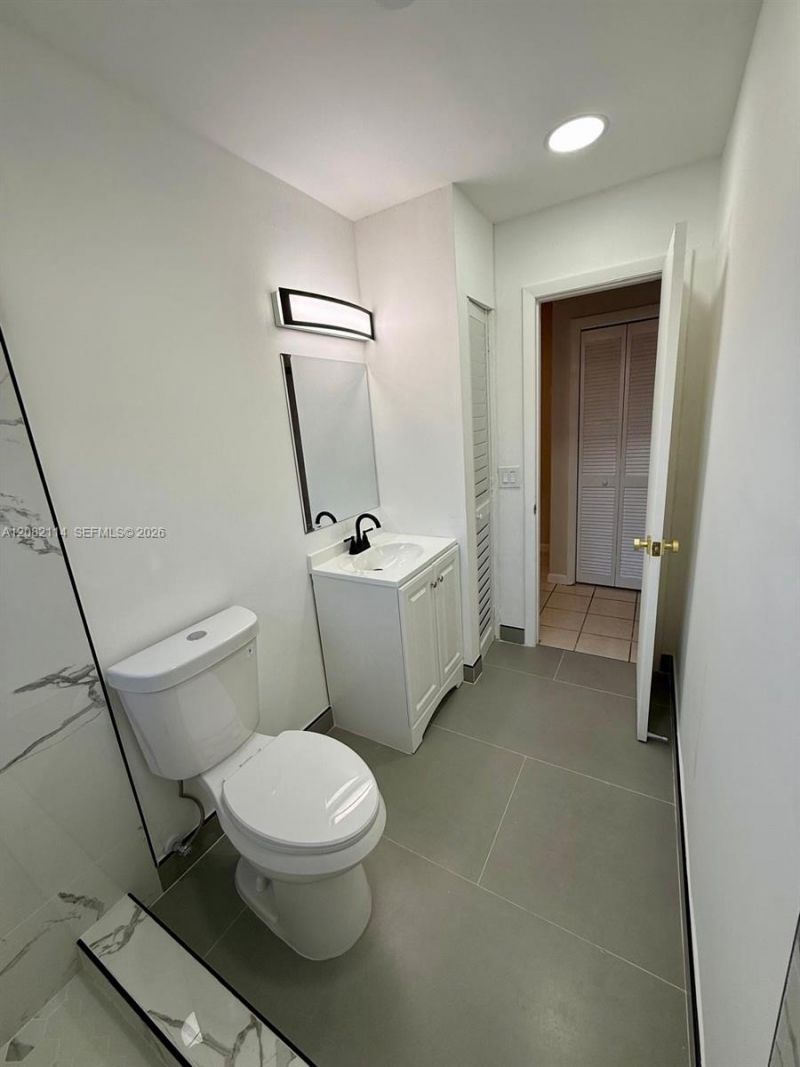 2433 SW 11th St , Miami, FL 33135 Photo