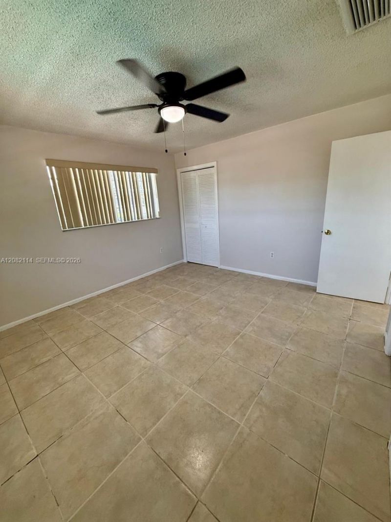 2433 SW 11th St , Miami, FL 33135 Photo