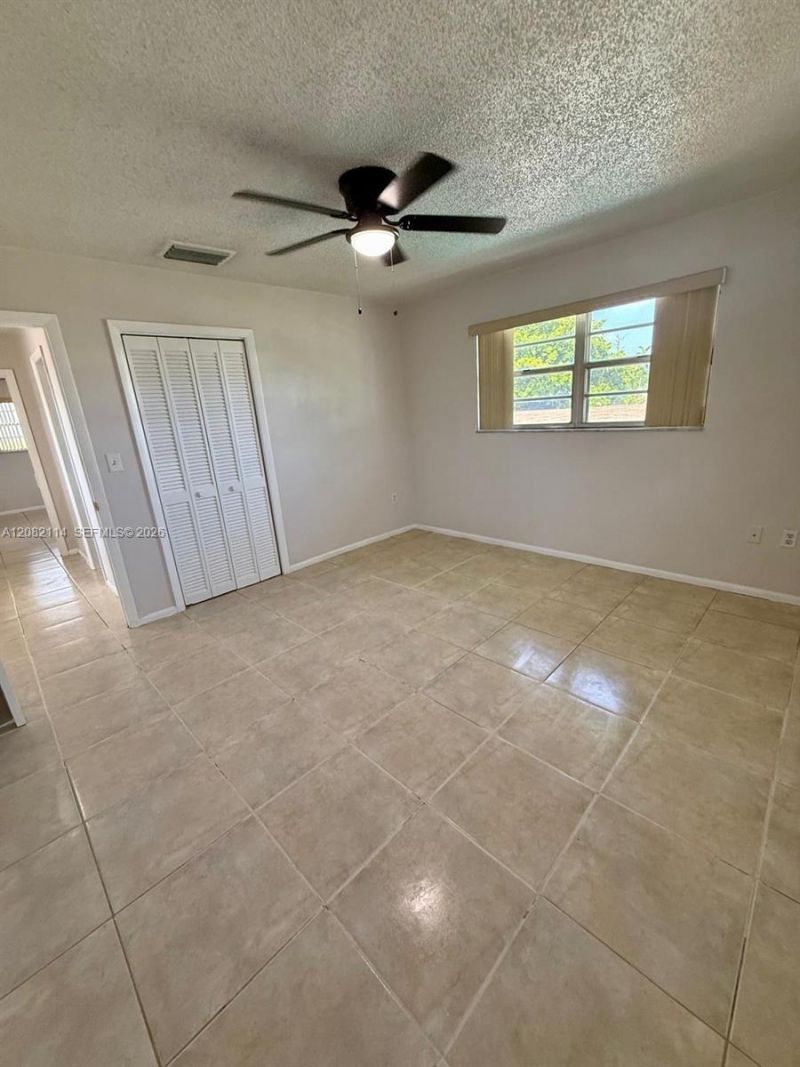 2433 SW 11th St , Miami, FL 33135 Photo