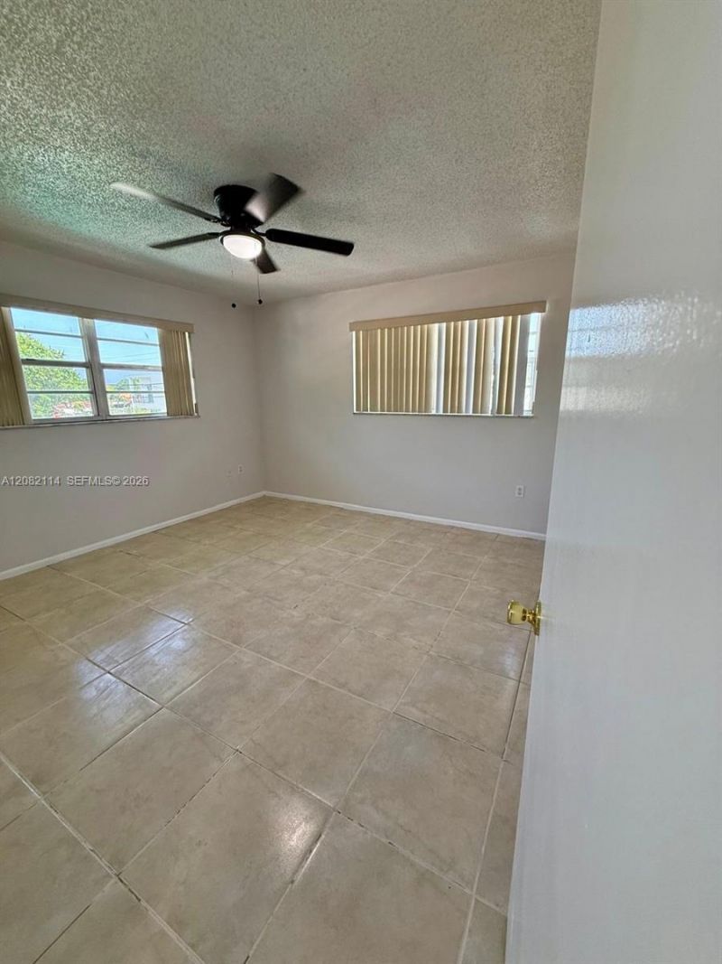 2433 SW 11th St , Miami, FL 33135 Photo