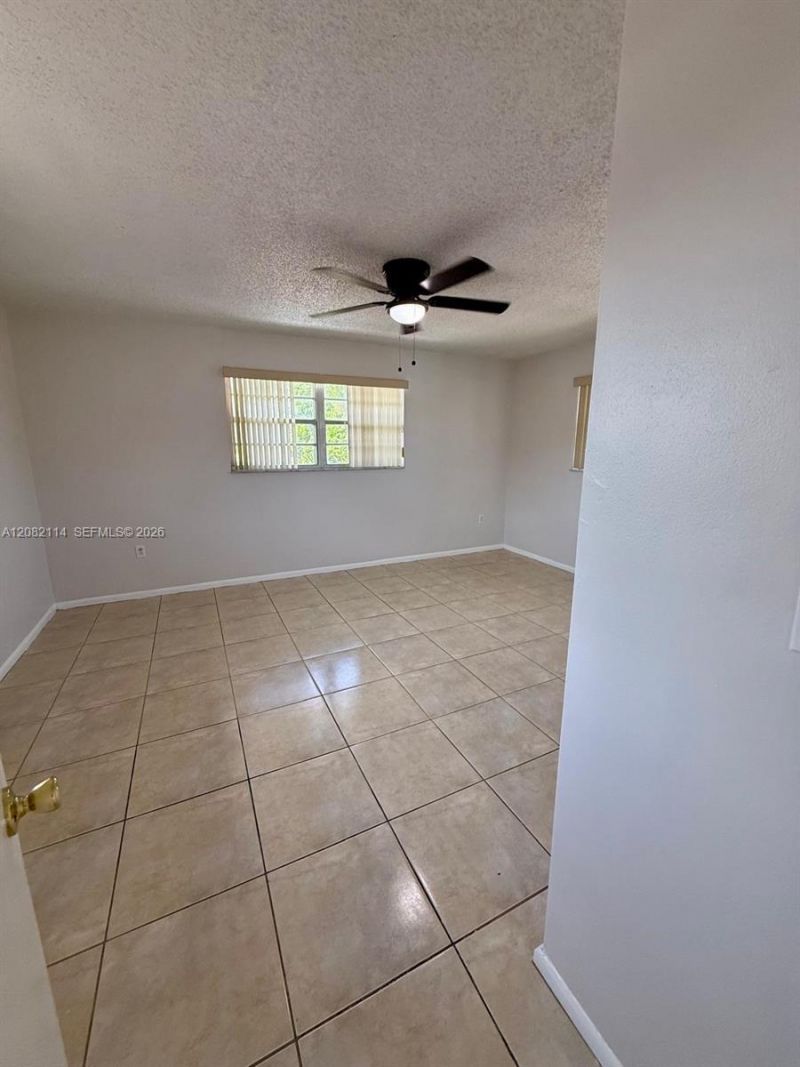 2433 SW 11th St , Miami, FL 33135 Photo