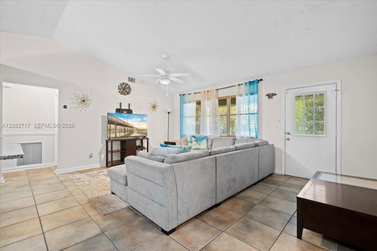6015 Raintree , Fort Pierce, FL 34982 Photo