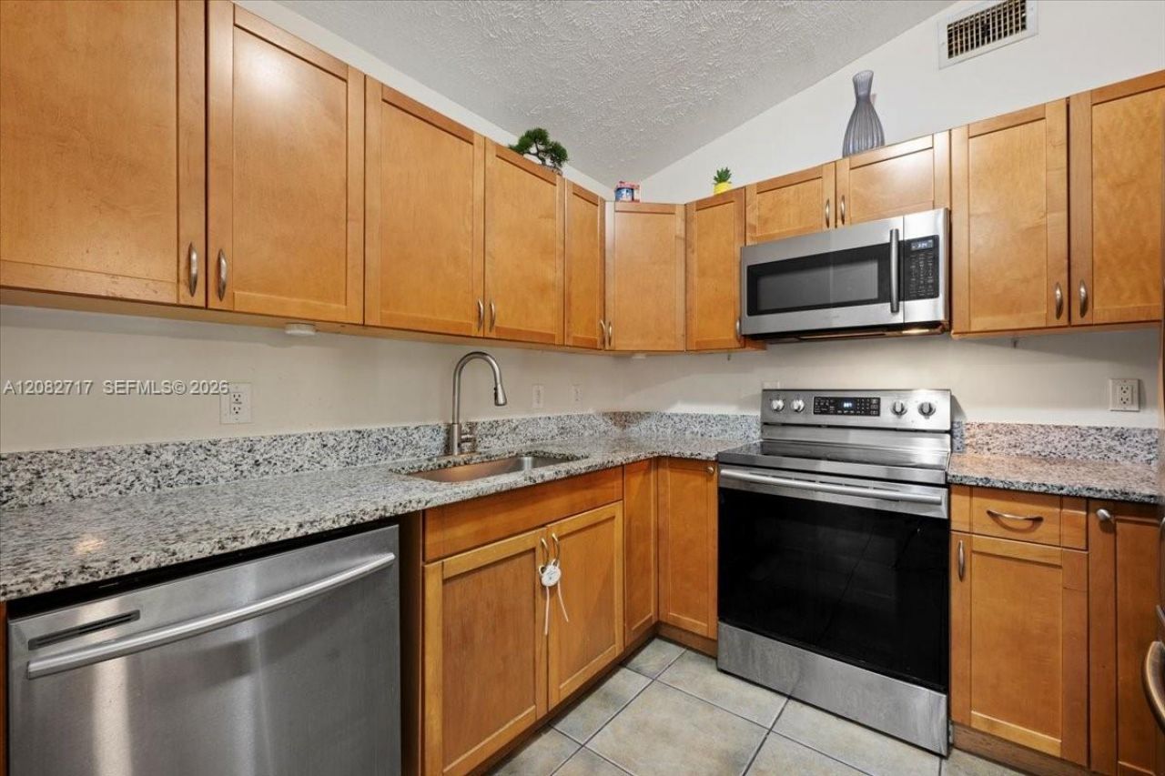 6015 Raintree , Fort Pierce, FL 34982 Photo