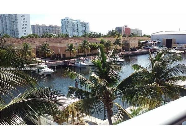 2950 NE 188th St , Unit 304, Aventura, FL 33180
