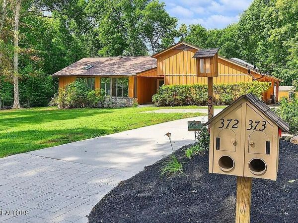372 Fallen Oak Circle, Seymour, TN 37865