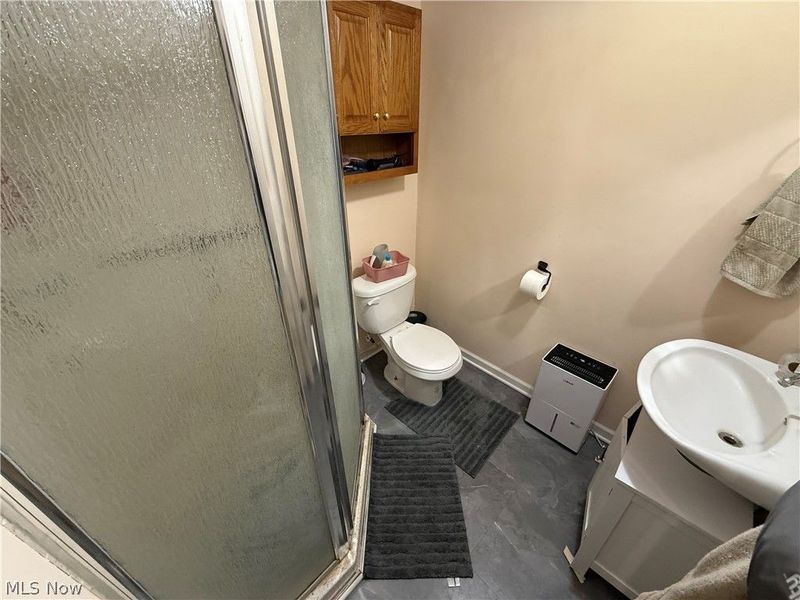 208 W 1st Street, Uhrichsville, OH 44683 Photo 13