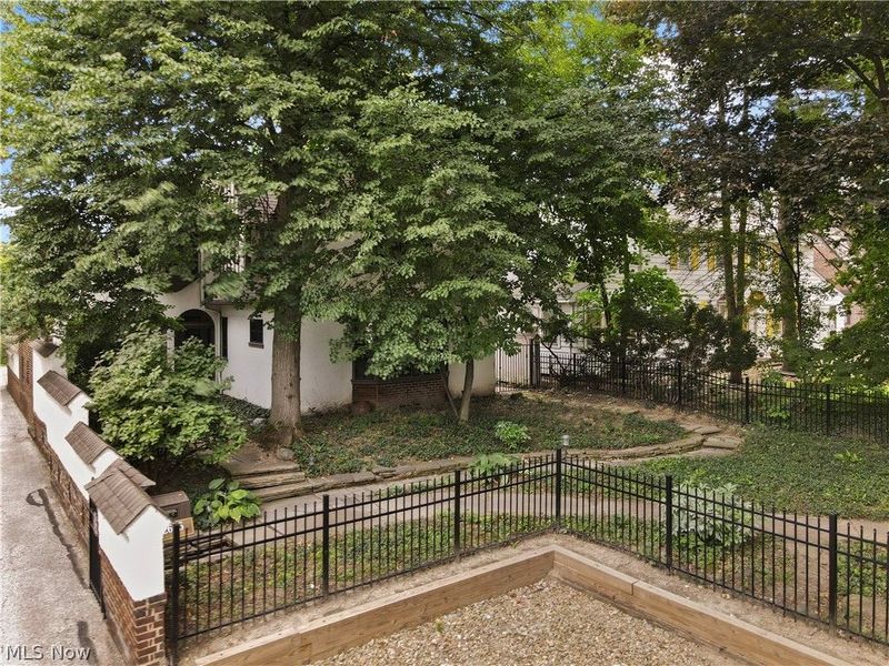 12655 Cedar Road, Cleveland Heights, OH 44106 Photo 48