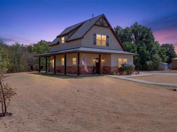 138 NW Tanyas Trail, Cache, OK 73527