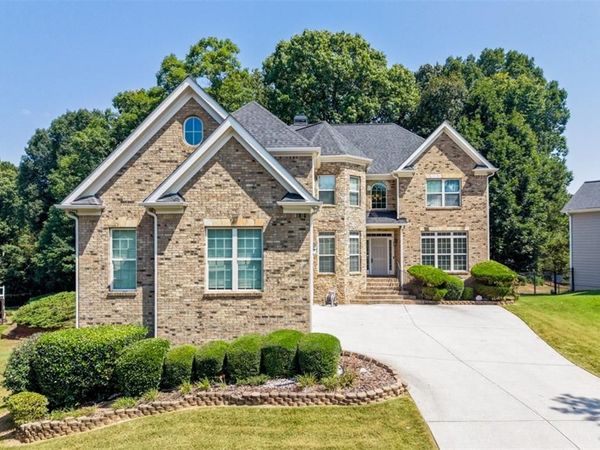 8915 Maple Run Trail, Cumming, GA 30506