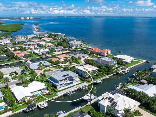 560 CHIPPING LANE , LONGBOAT KEY, FL 34228