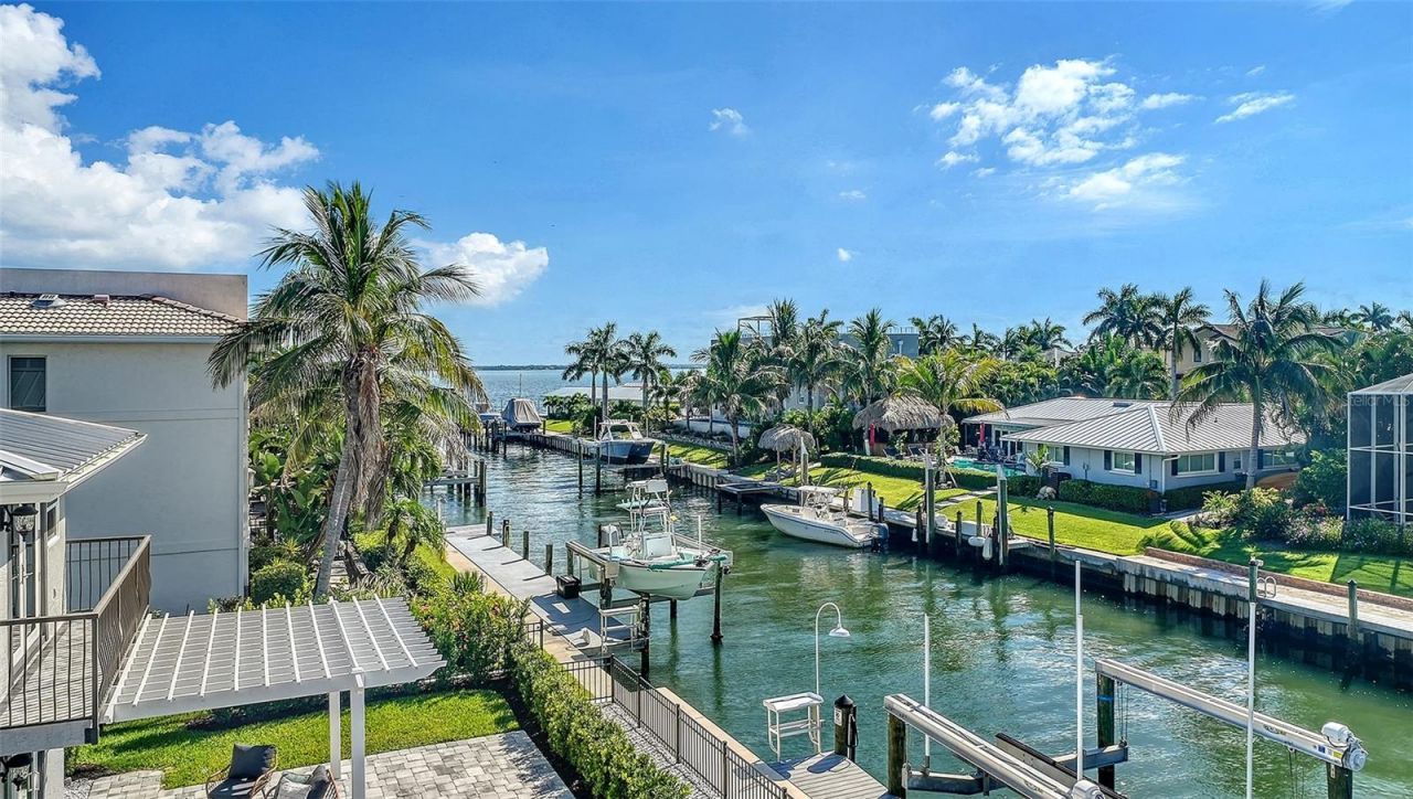 560 Chipping Lane, Longboat Key, FL 34228 Photo