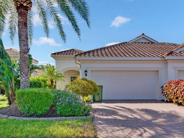 6905 VISTA BELLA DRIVE , BRADENTON, FL 34209
