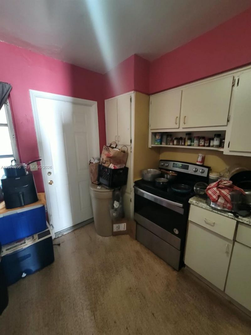 1120 NE 111th St, Miami, FL 33161 Photo