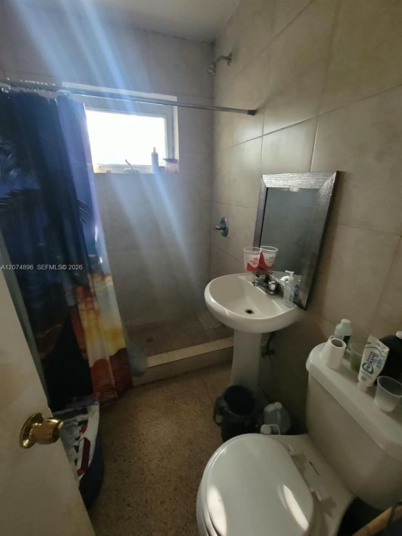 1120 NE 111th St, Miami, FL 33161 Photo