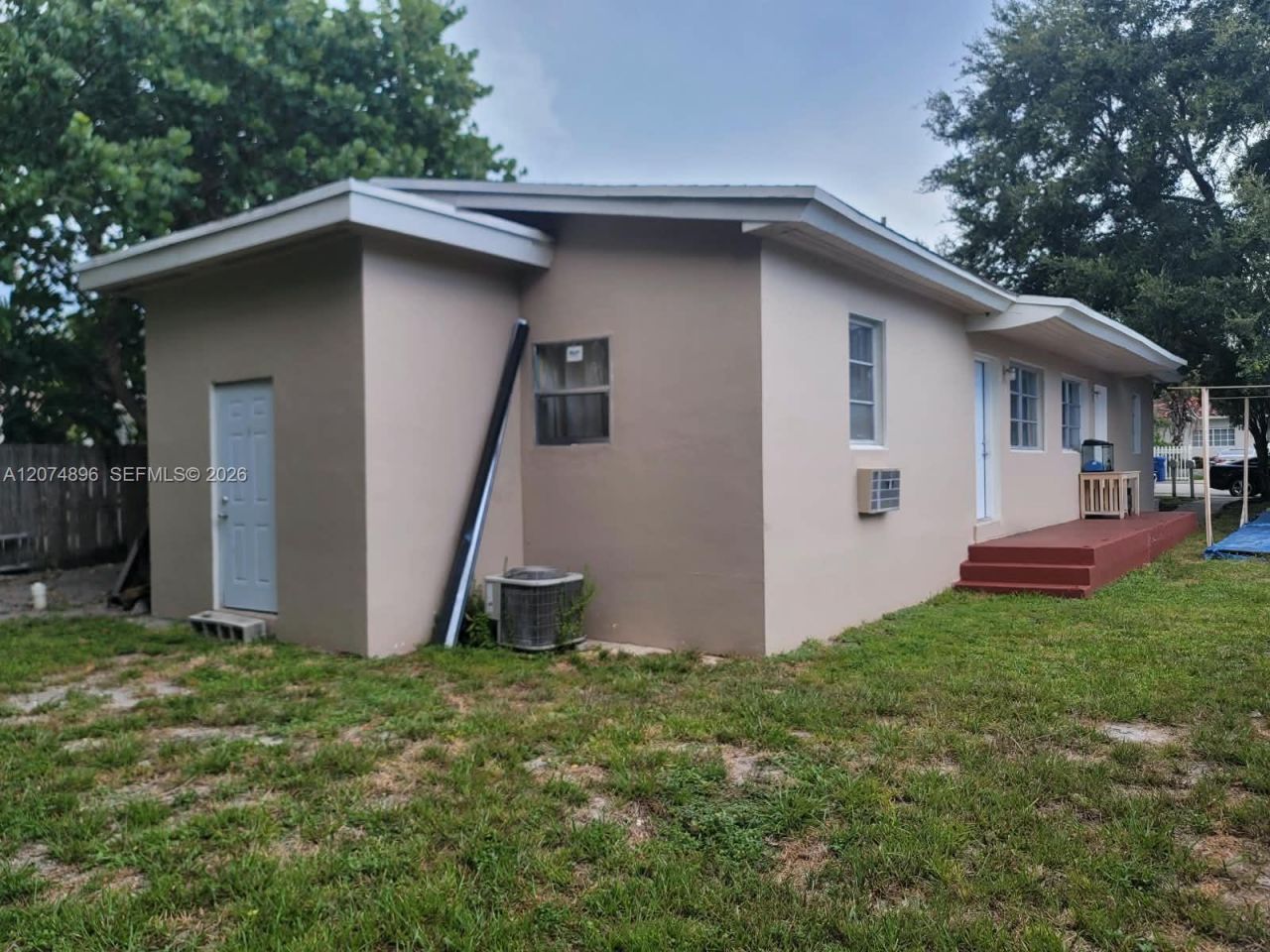 1120 NE 111th St, Miami, FL 33161 Photo