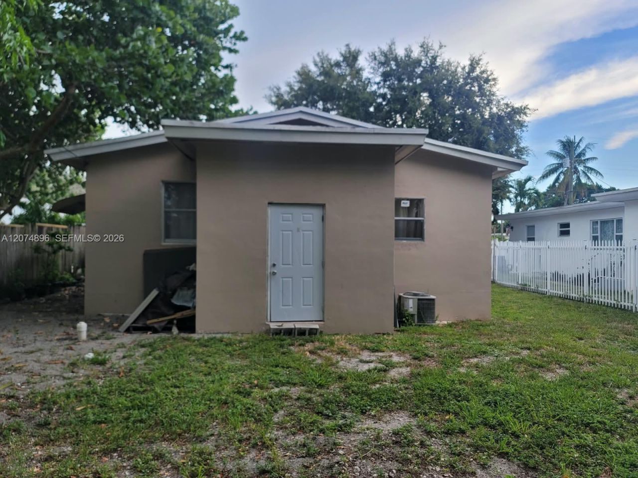 1120 NE 111th St, Miami, FL 33161 Photo