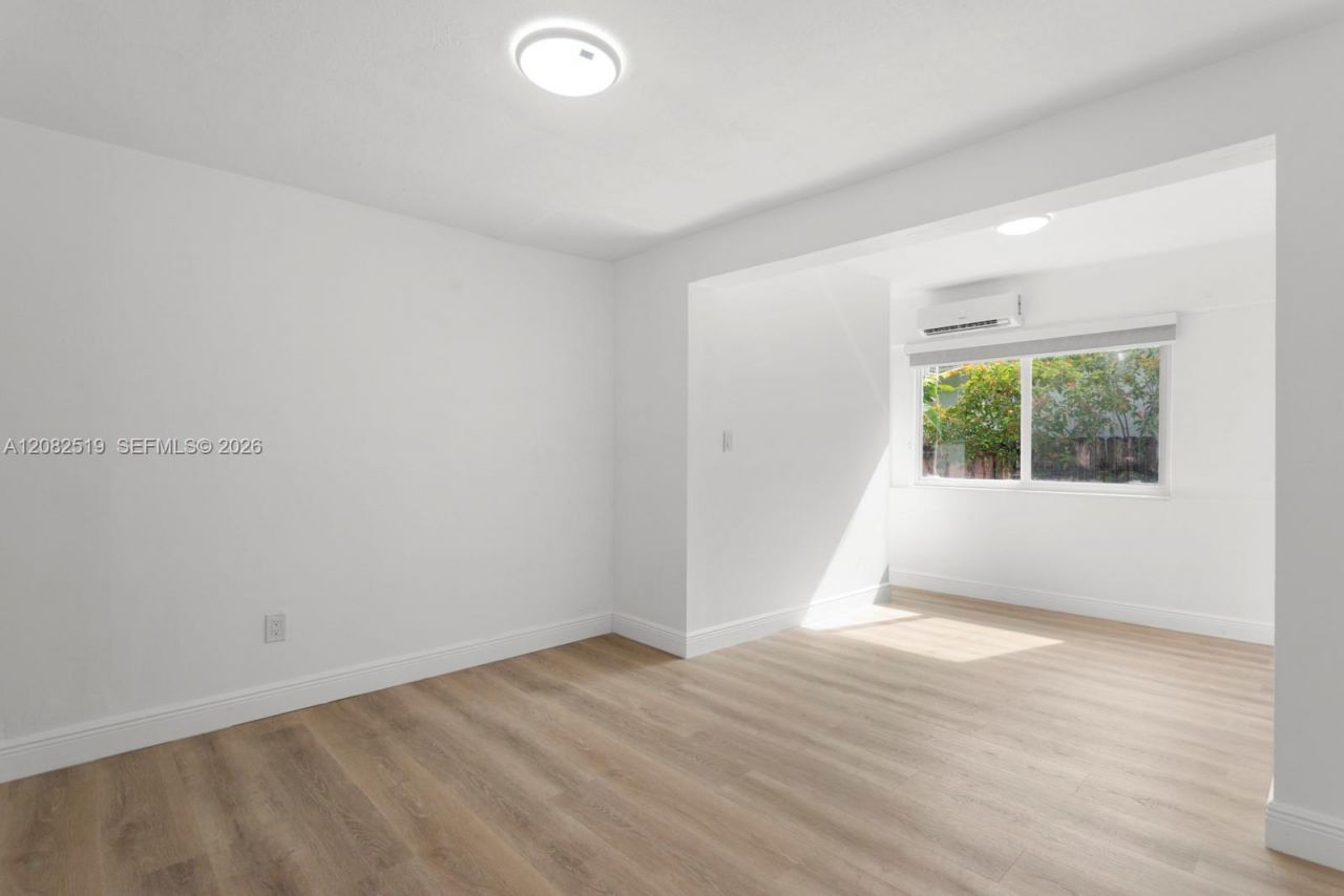 2375 SW 16 Ave , Unit # B, Miami, FL 33145 Photo