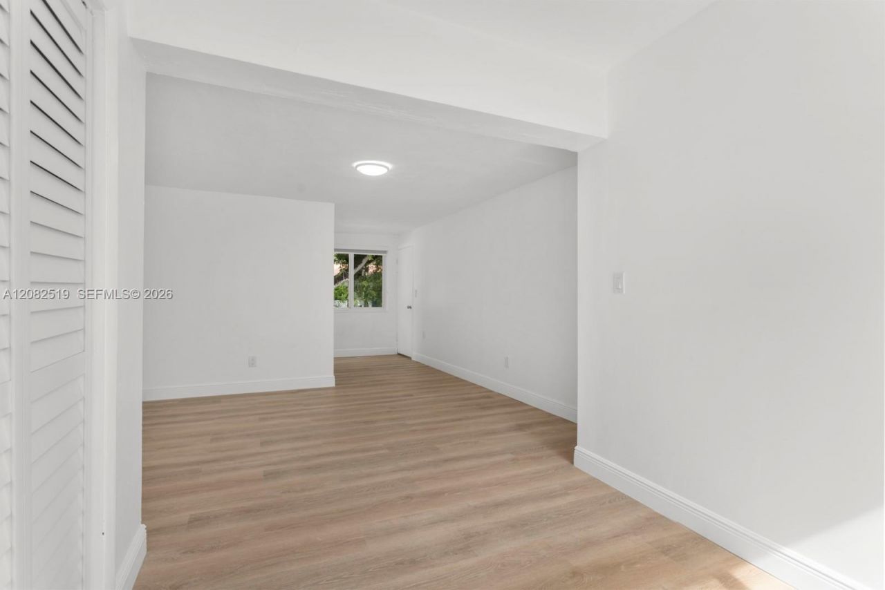 2375 SW 16 Ave , Unit # B, Miami, FL 33145 Photo