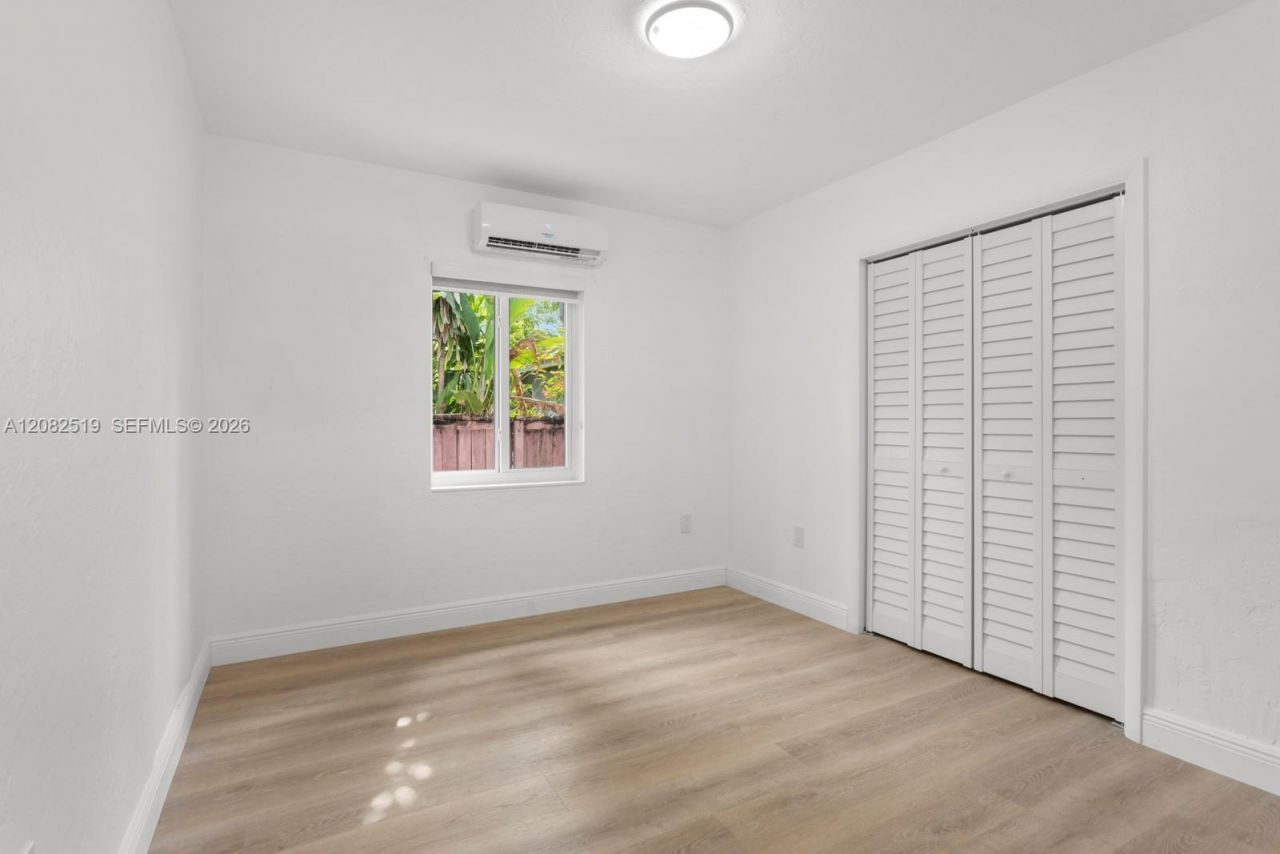 2375 SW 16 Ave , Unit # B, Miami, FL 33145 Photo