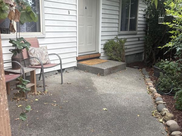 588 NW Buddy, Unit A, Grants Pass, OR 97526